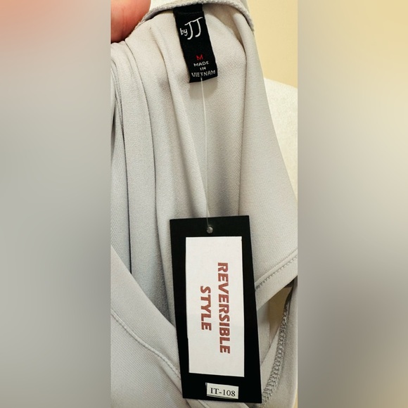 NWT - By JJ light gray, sleeveless, tank top, reversible neckline. Size medium. - Picture 7 of 7